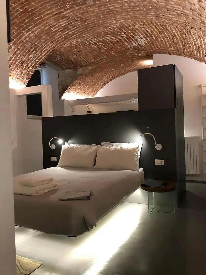 Gipsykid -Design Lab&B Milano 2*,  İtalya